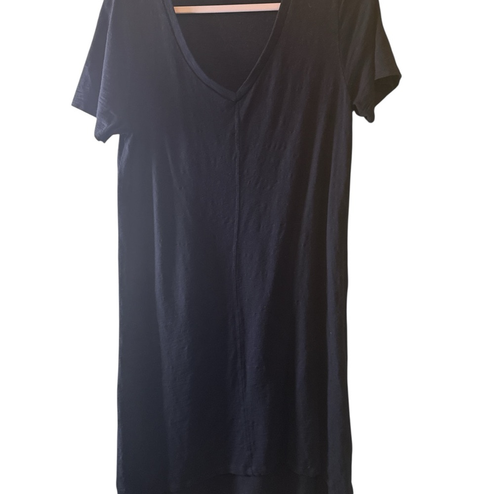 Gap Dress TShirt Womens Sz Medium Classic Black VNeck Midi Comfy Short Sleeve